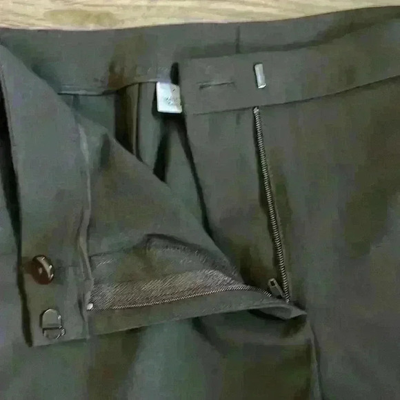 Talbots Petite Brown Stretch Ankle High Rise Pant Size 4   - Picture 3 of 5